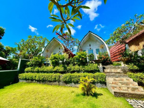 Hotra Hill Cottage